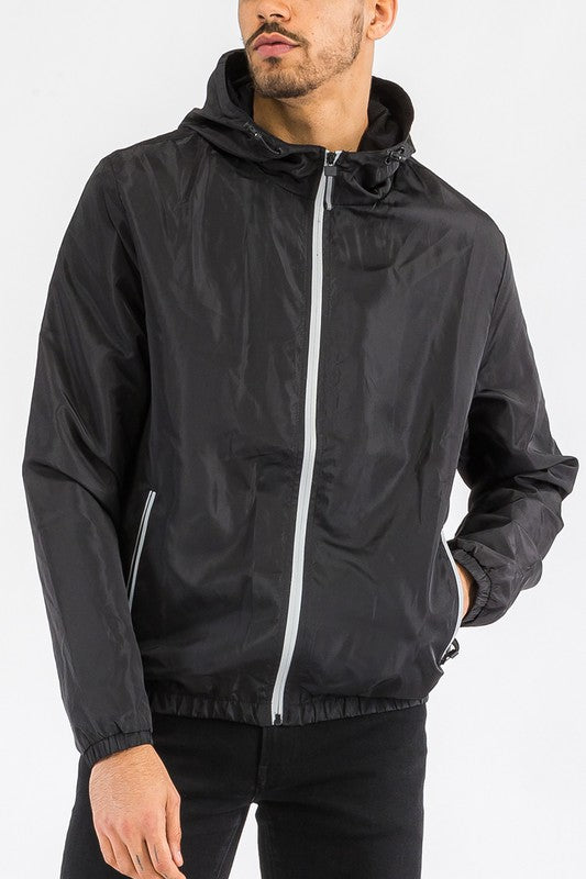 Men's Lightweight Waterproof Hooded Windbreaker Jacket