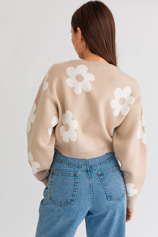 Women's Long Sleeve Crop Sweater with Daisy Pattern