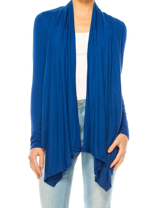 Solid, waist length cardigan in a relax fit