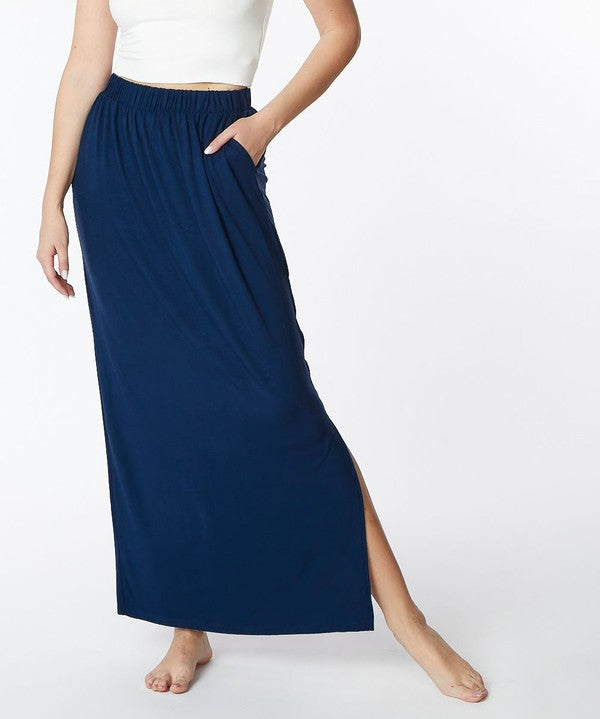 Women's Classic Bamboo Skirt with Pockets and Side Slit