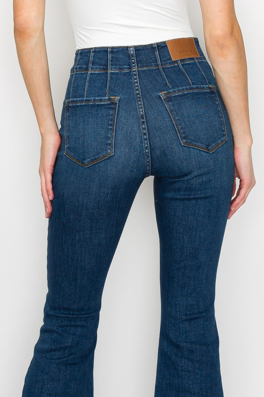 Women's High Rise Modern Flare Jeans