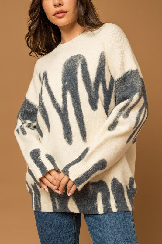 Women's Relaxed Fit Long Sleeve Spray Print Sweater