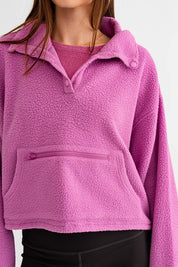 Women's Oversized Fleece Pullover Sweater with Pocket Detail