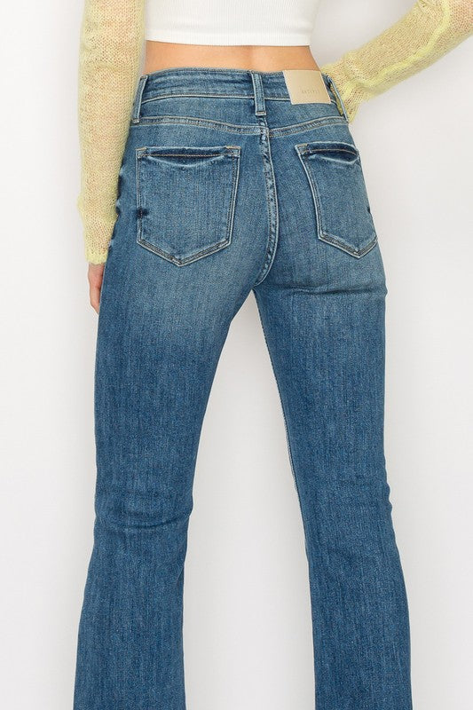 Plus Size High Rise Boot Cut Jeans with Frayed Hem