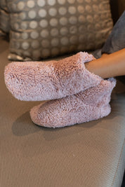 Women's Plush Indoor Slipper Booties with Anti-Slip Design