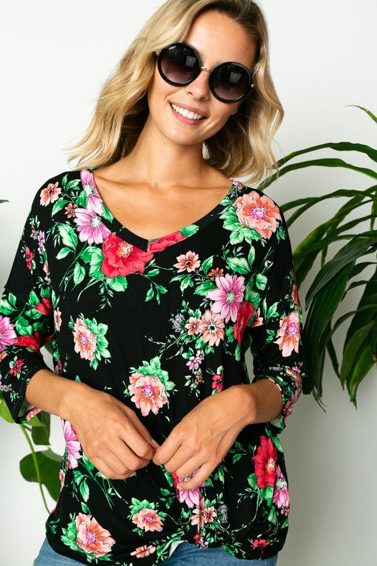 Women's Floral Twisted Front Bottom V Neck Plus Top