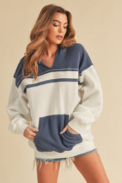 Women's Oversized Hooded Sweatshirt with Kangaroo Pocket