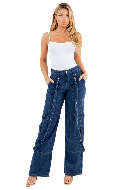 Women's Boyfriend Denim Jeans with Cargo Pockets