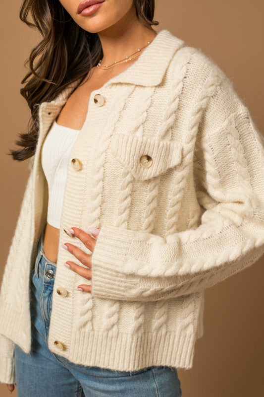 Women's Regular Fit Collared Cable Knit Cardigan