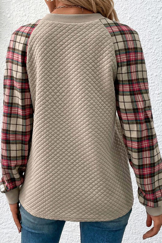 Women's Quilted Plaid Accent Sweatshirt Pullover