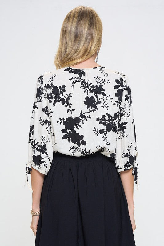 Women's Floral Print V-Neck Blouse