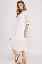 Women's Textured V-Neck Button Down Midi Dress with Puff Sleeves