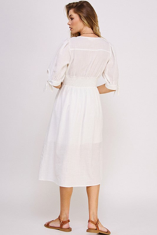 Women's Textured V-Neck Button Down Midi Dress with Puff Sleeves