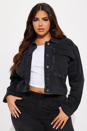 Women's Oversized Denim Jacket with Long Sleeves