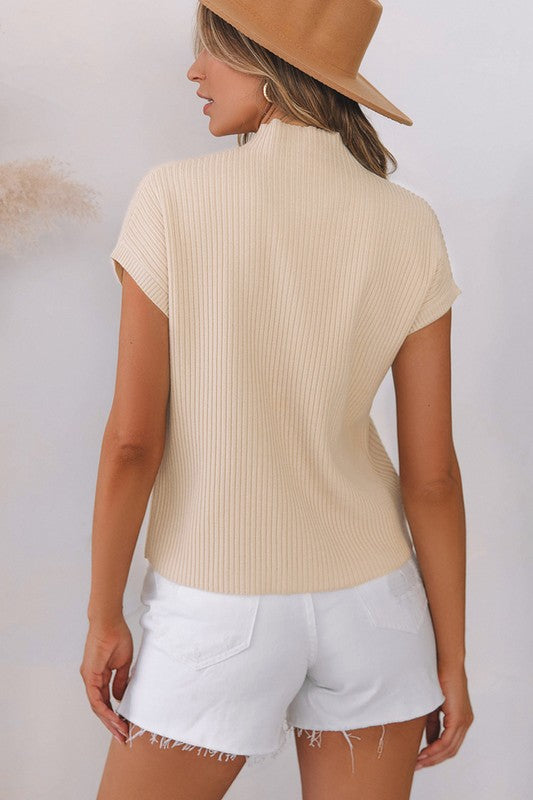 Women's Short Sleeve Ribbed Knit Sweater with Pocket