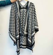 Women's Stylish Checker Ruana Wrap