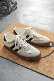 Women's Trendy Striped Lace-up Flat Sneakers