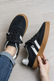 Women's Trendy Striped Lace-up Flat Sneakers