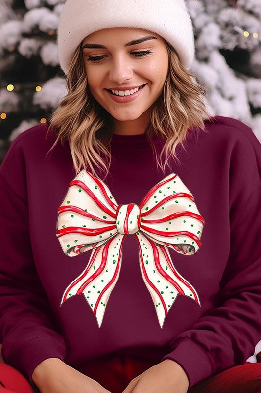 Unisex Christmas Tree Cake Bow Graphic Fleece Sweatshirt