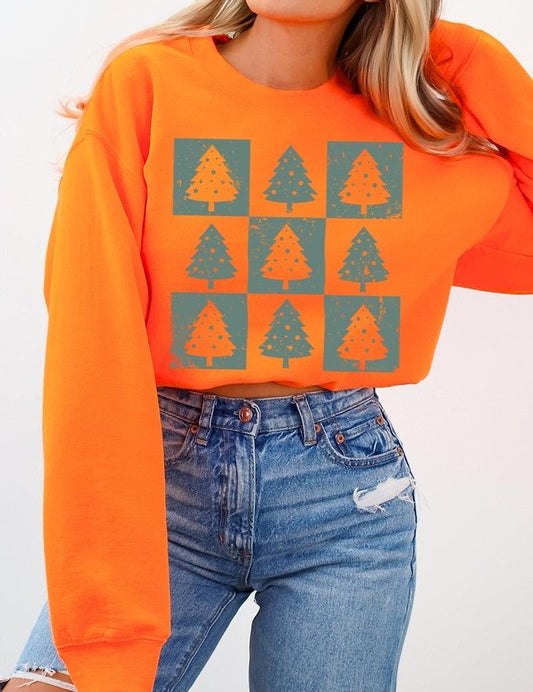 Unisex Checkered Christmas Tree Graphic Sweatshirt