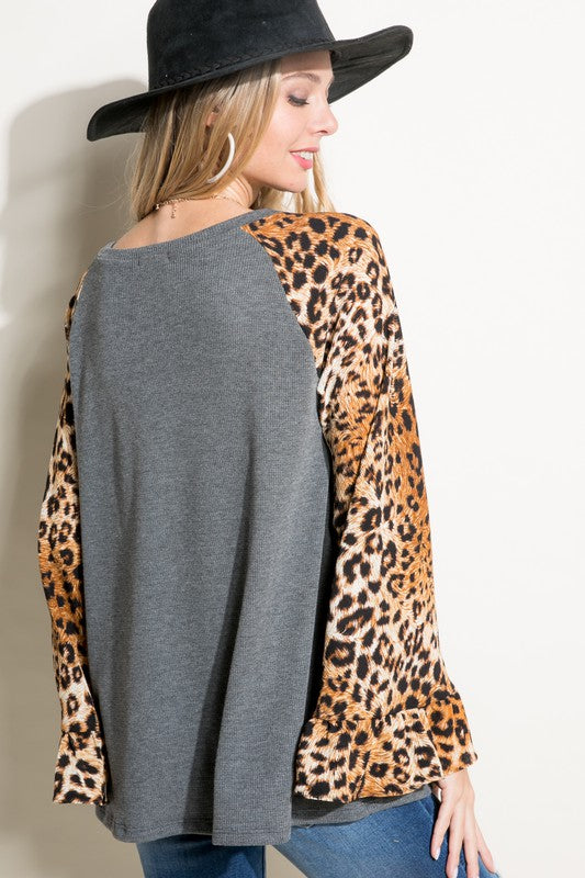 Plus Size Casual V-Neck Cheetah Mixed Blouse Top