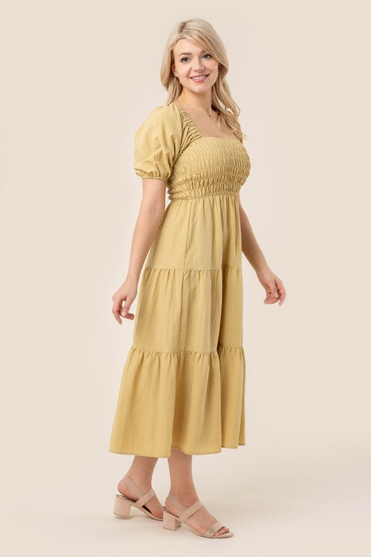 Women's Tiered Long Dress with Puff Sleeves