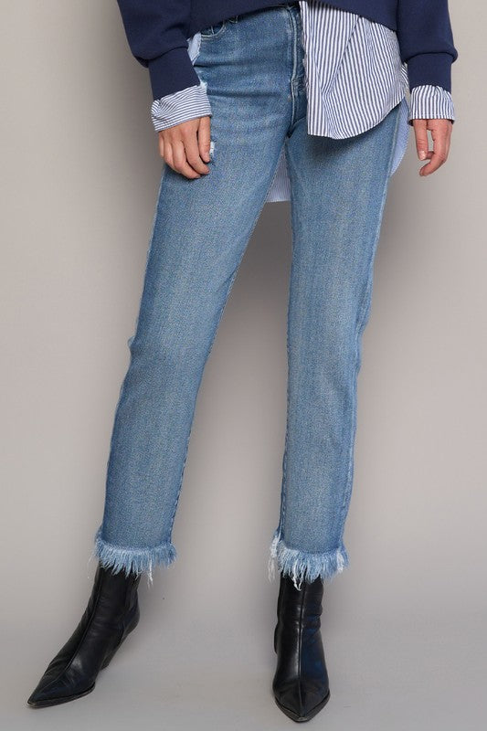 Women's High Rise Frayed Crop Straight Jeans