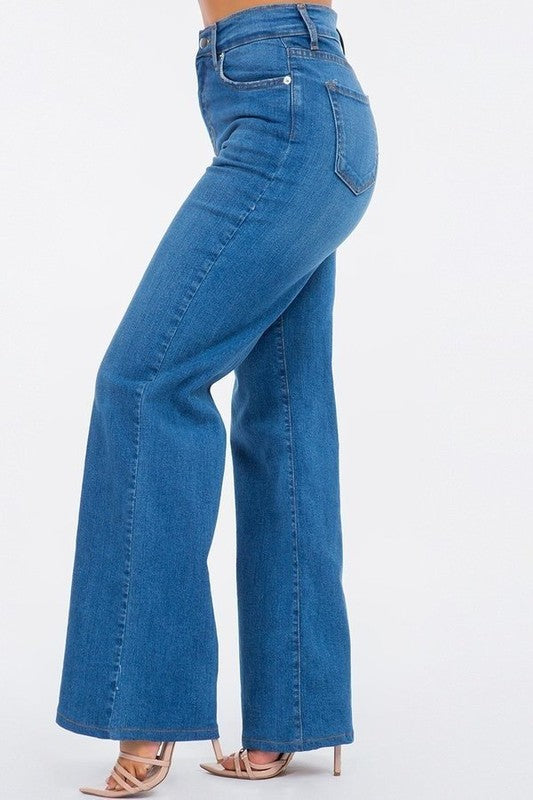 Women's High Rise Wide Leg Jeans in Medium Blue