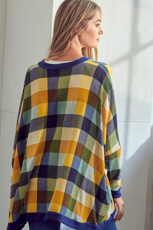 Women's Oversized Plaid Buttondown Cardigan