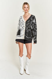 Women's Oversized Heart Paisley Color Block Cardigan