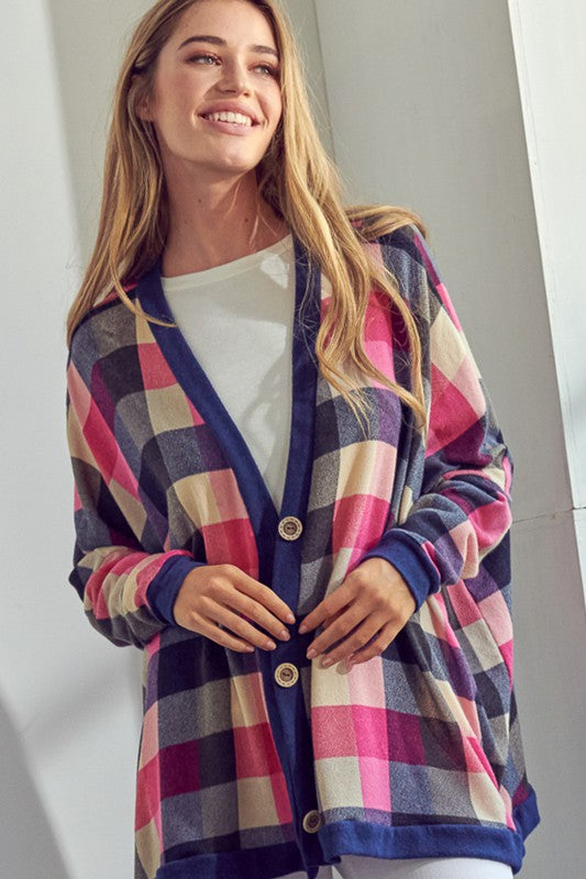 Women's Oversized Plaid Buttondown Cardigan