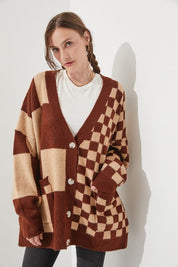 Women's Checkered Oversized Sweater with Button Closure