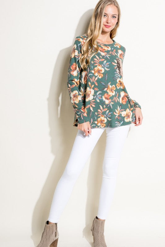 Women's Floral Sequence Pocket Round Neck Plus Top