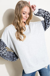 Women's Loose Fit Animal Print Long Sleeve Top