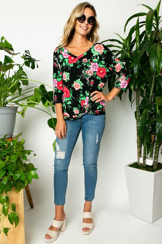 Women's Floral Twisted Front Bottom V Neck Plus Top