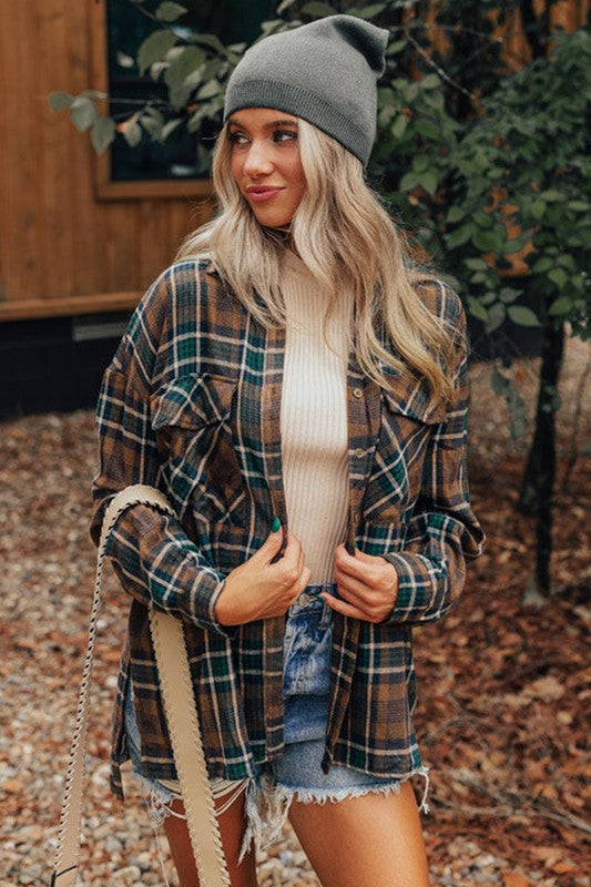 Women Plaid Print Pockets Buttoned Shirt Jacket