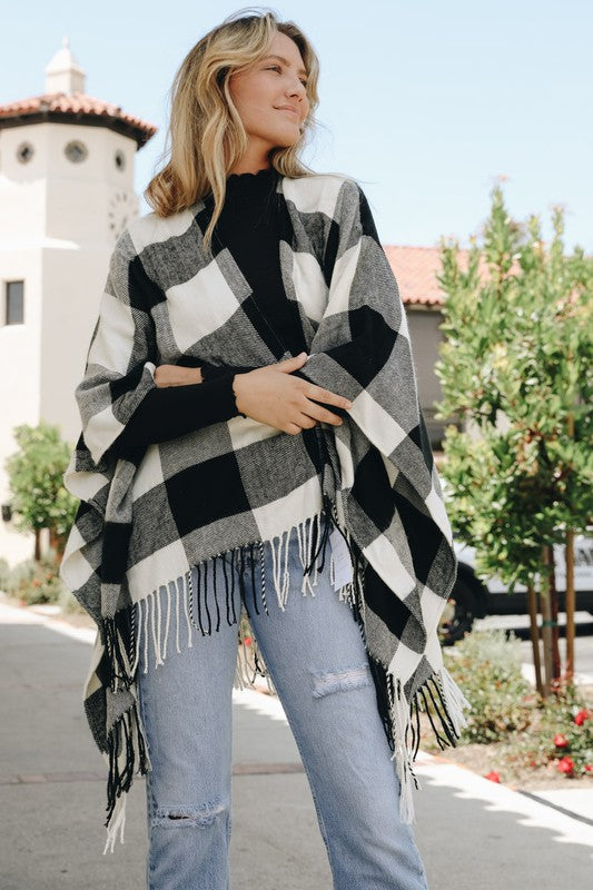 Women's Buffalo Check Tassel Poncho