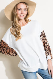 Women's Loose Fit Animal Print Long Sleeve Top