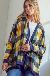 Women's Oversized Plaid Buttondown Cardigan