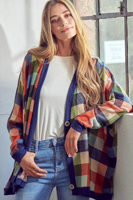 Women's Oversized Plaid Buttondown Cardigan