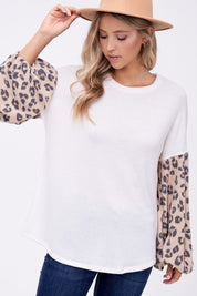 Women's Animal Print Mixed Volume Sleeve Top