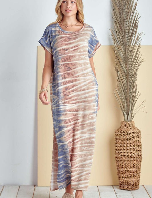 SIDE SLITS MAXI DRESS