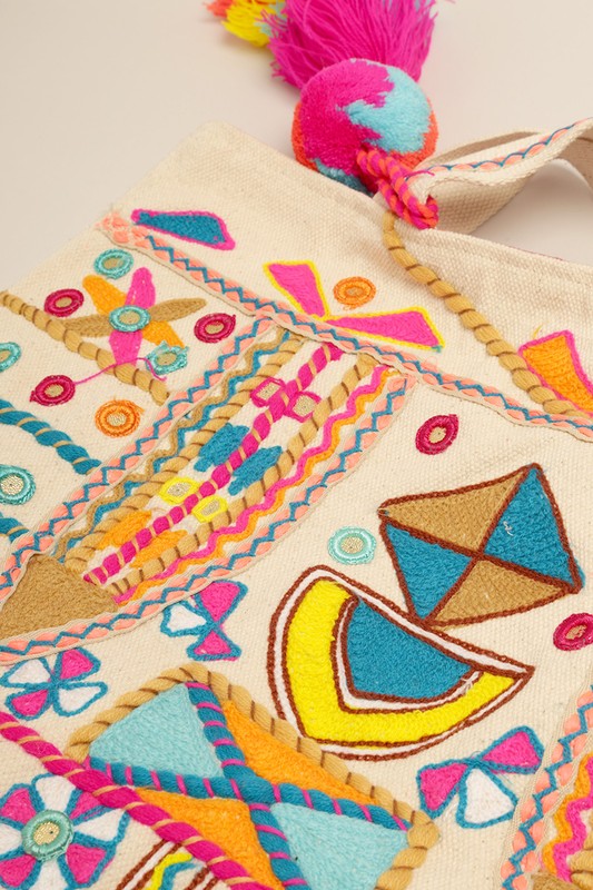 Abstract Pattern Pom-Pom Tassel Shoulder Bag