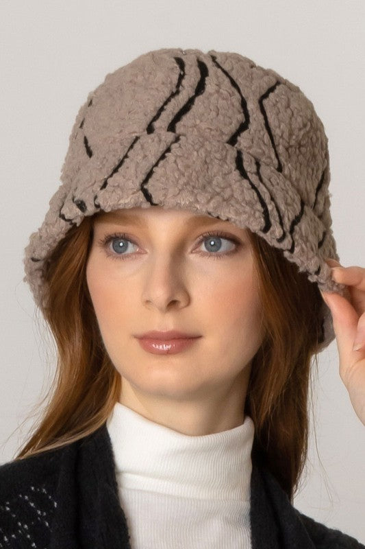 Winter Geometric Pattern Sherpa Bucket Hat