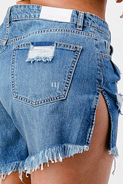 Side slid denim shorts